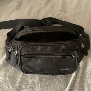 Fanny pack